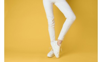 Jak wybrać kolor spodni do butów?