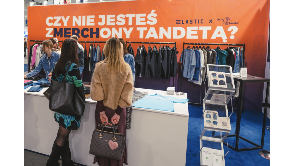 Nowoczesna odzież reklamowa i trendy streetwear | DIWU